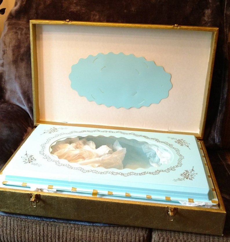 garment preservation box