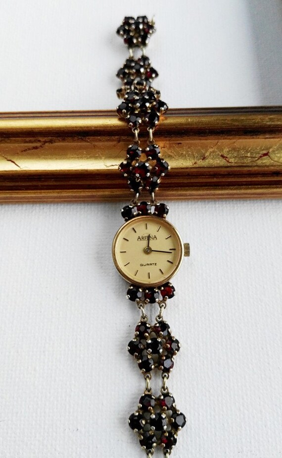 Women's Watch Wristwatch Garnet Silver