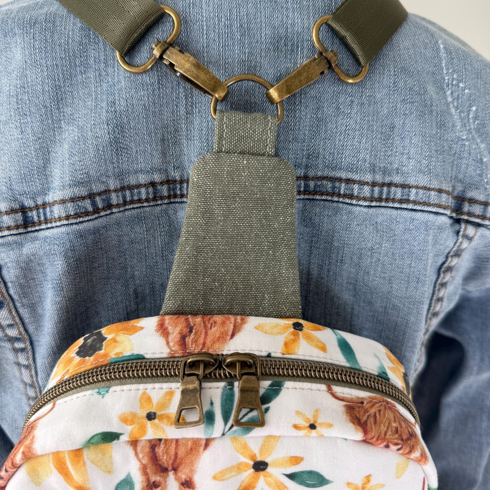 Pebble Sling Bag, Mini Sling, Highland Cow Backpack, Convertible ...