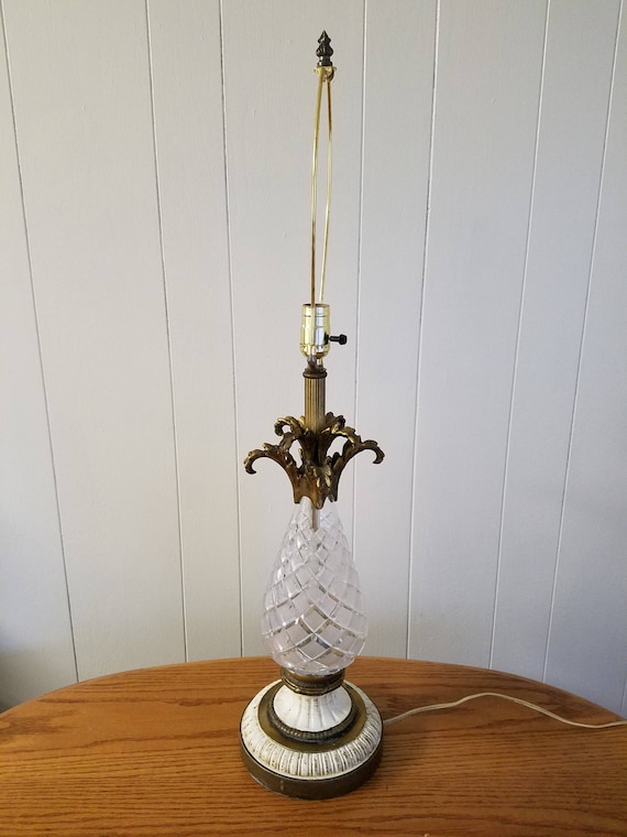 pineapple table lamp