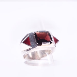 Silver and Garnet ring