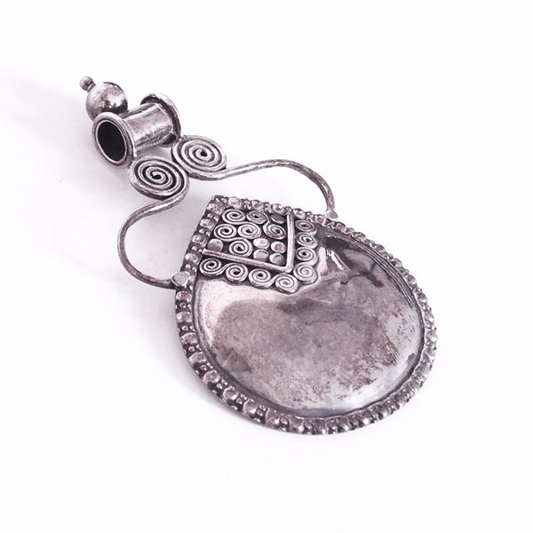 Pendentif ethnique en argent