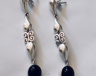 Earrings in silver 925 and amethyst cabochon