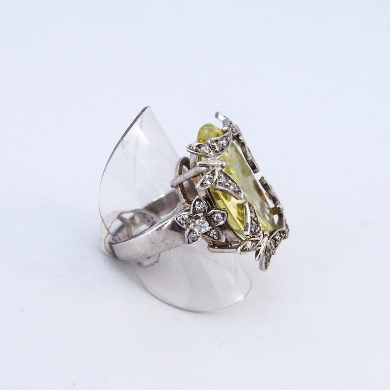 925 silver ring butterfly with cristal and peridot stone