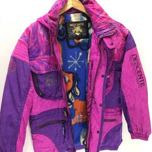 Descente Ski Winter Parka Jacket Multi Colour Spell Out Art Lining