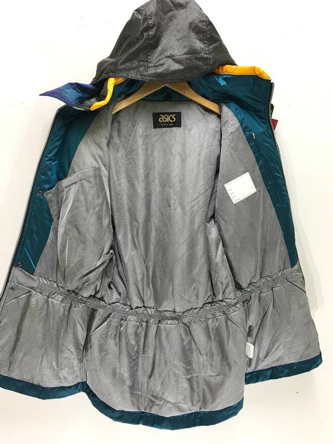 Made in Japan Deadstock New With Tag Asics Skiwear Casio Tartan