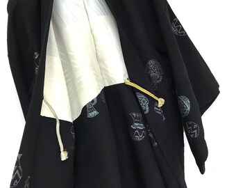 Made in Japan Vintage Haori Black Silk Kimono Brocade Tapestry Drawstrings Kimono Light Jacket Hand Made Sashiko Stitch