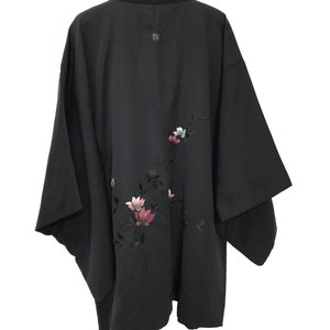 Made in Japan Vintage Haori Kimono Black Silk Jacket Embroydery Florals Kimono Robe Light Jacket Sashiko Stitch Handmade