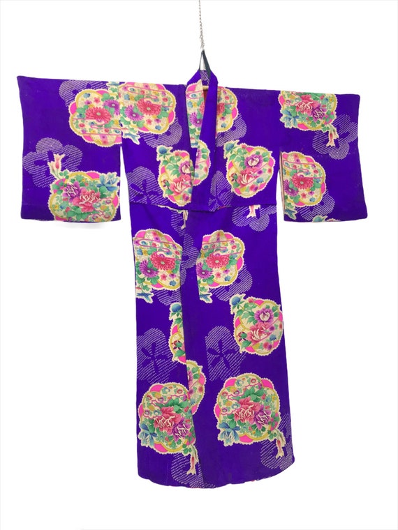 Made in Japan Vintage Kimono Thin Silk Florals Ki… - image 2