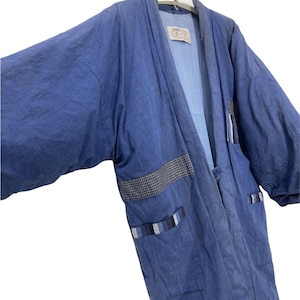 Chaqueta Hanten hecha en Japón, acolchada, a rayas, patchwork, patrón azul, bata tipo kimono con cordón, chaqueta cálida de invierno