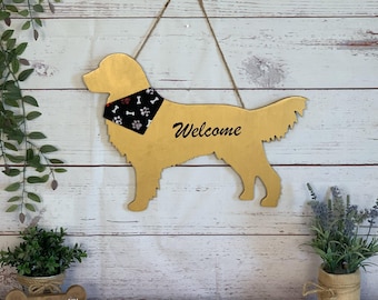 Golden Retriever wood welcome sign - Handmade Wall Art Hanging