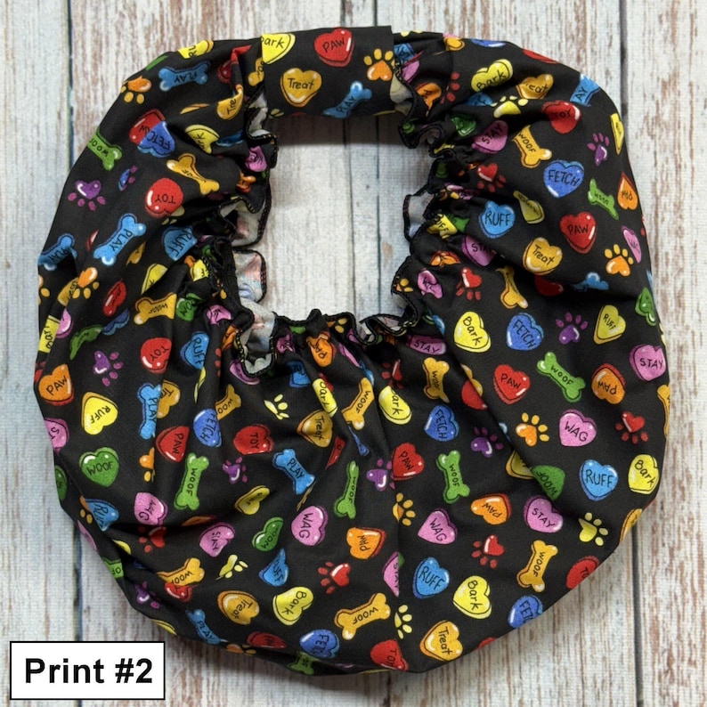 Dog Snood for Cavalier King Charles Spaniel to cover and protect ears while eating. Also fits any long eared dog breed.
