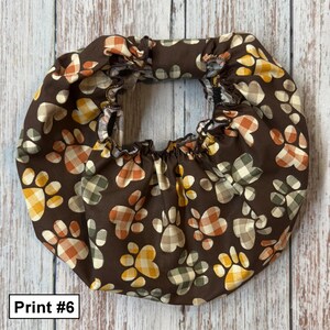 Dog Snood for Cavalier King Charles Spaniel to cover and protect ears while eating. Also fits any long eared dog breed.