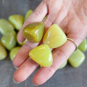 Serpentine Stone, Lime Green Serpentine
