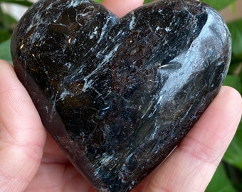 Large Arfvedsonite Heart with Garnet, Arfvedsonite Stone, Large Crystal Heart, Stone Heart
