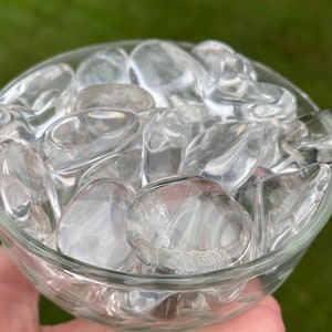 Clear Quartz Stone, High Quality Tumbled Quartz Crystal, Polished Clear Quartz, Master Healer, Healing Crystals image 9