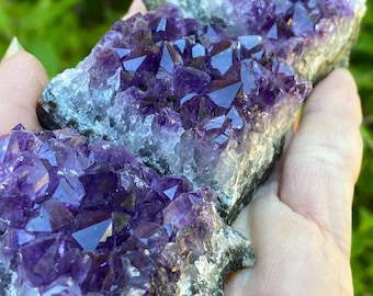 Amatista de grado A, color morado oscuro, cristal de amatista de alta calidad procedente de Brasil.