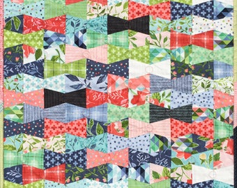 Modern Mini Quilt, Best Dressed Quilt Pattern, using 2 1/2" squares, easy, fast, beginner, skill builder