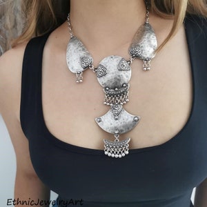 Antike silberne ethnische Halskette, mutige Charme Münze Halskette, afghanische Halskette, Boho Naher Osten Schmuck COZ17