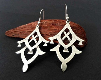 Ethnic Tuareg Silver Plated Filigree Dangling Earrings, Boho Jewelry CZ19