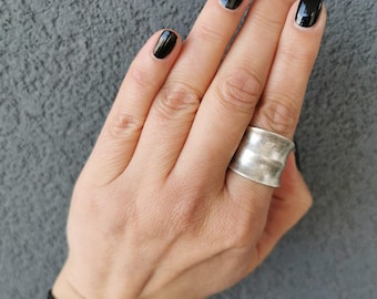 Bague large anneau : grosse bague ajustable en laiton plaqué argent oxydé, empilable I10