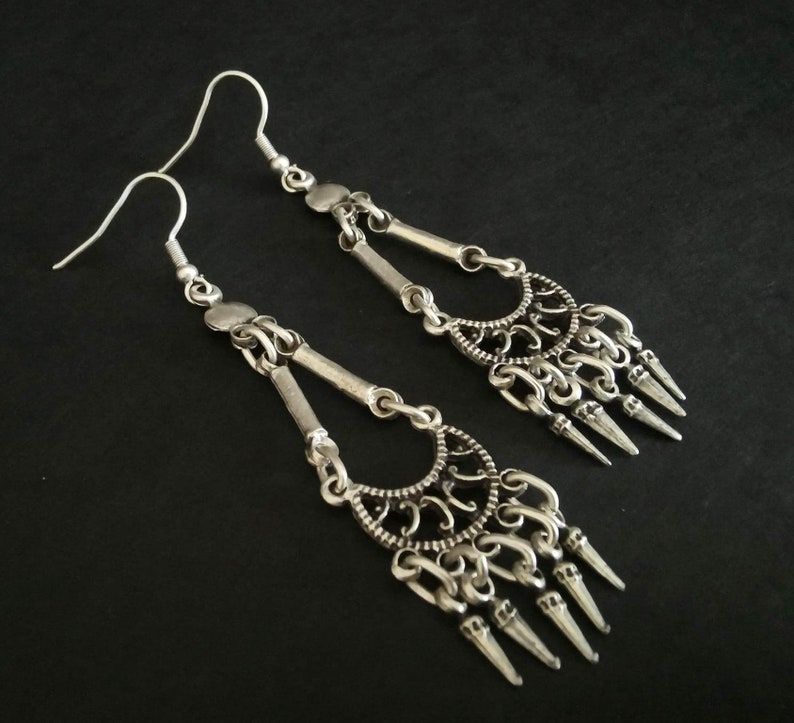 Antique Silver Plated Chandelier Filigree Earrings, Ethnic Dainty Dangling Earrings, Boho Jewellery zdjęcie 5