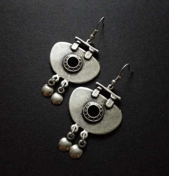Ethnic Rustic Dangle Pendant Charm – Antique Silver Plated, Turkish Alloy G7798