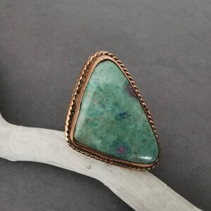Boho Witchy Stone Ring Copper Charm Jewelry Handmade Romantic Gift Women Valentine Jewelry Copper Piece Sea Green Turquoise Beads Ruby Zoisite Bohemian Statement Accessory Hammered Texture Design Open Ring Artisan Crafted
