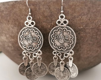 Boucles d'oreilles lustre pièce de monnaie, boucles d'oreilles pendantes audacieuses en plaqué argent antique, boucles d'oreilles bohèmes C11