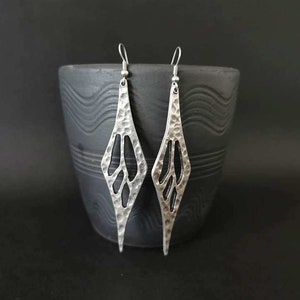 Ethnic silver plated statement earrings, tribal hammered arrow shape chunky dangle earrings