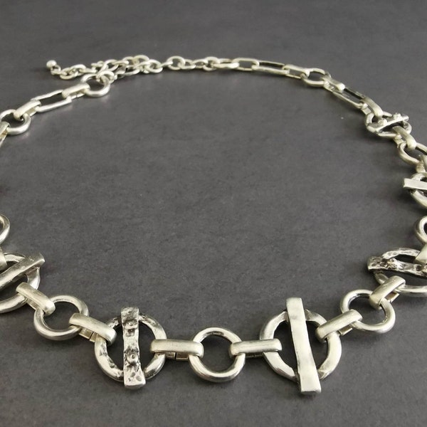 Unieke verzilverde ronde gehamerde schakelketting sierlijke ketting, modernistische choker, dagelijkse ketting voor dames