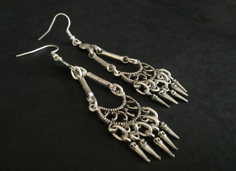 Antique Silver Plated Chandelier Filigree Earrings, Ethnic Dainty Dangling Earrings, Boho Jewellery zdjęcie 2