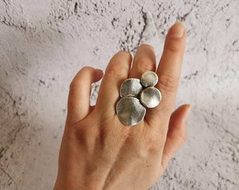 Antikförsilvrad statement-ring med skiva: Boho justerbar djärv ring