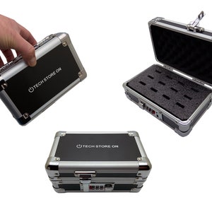 Lagerung USB-Daumen-Stick Stick Organizer Case Box mit sicherem Kombinationsschloss und antistatischem stoßfestem Schaumstoff (Aluminium, 12 USB-Steckplätzen)