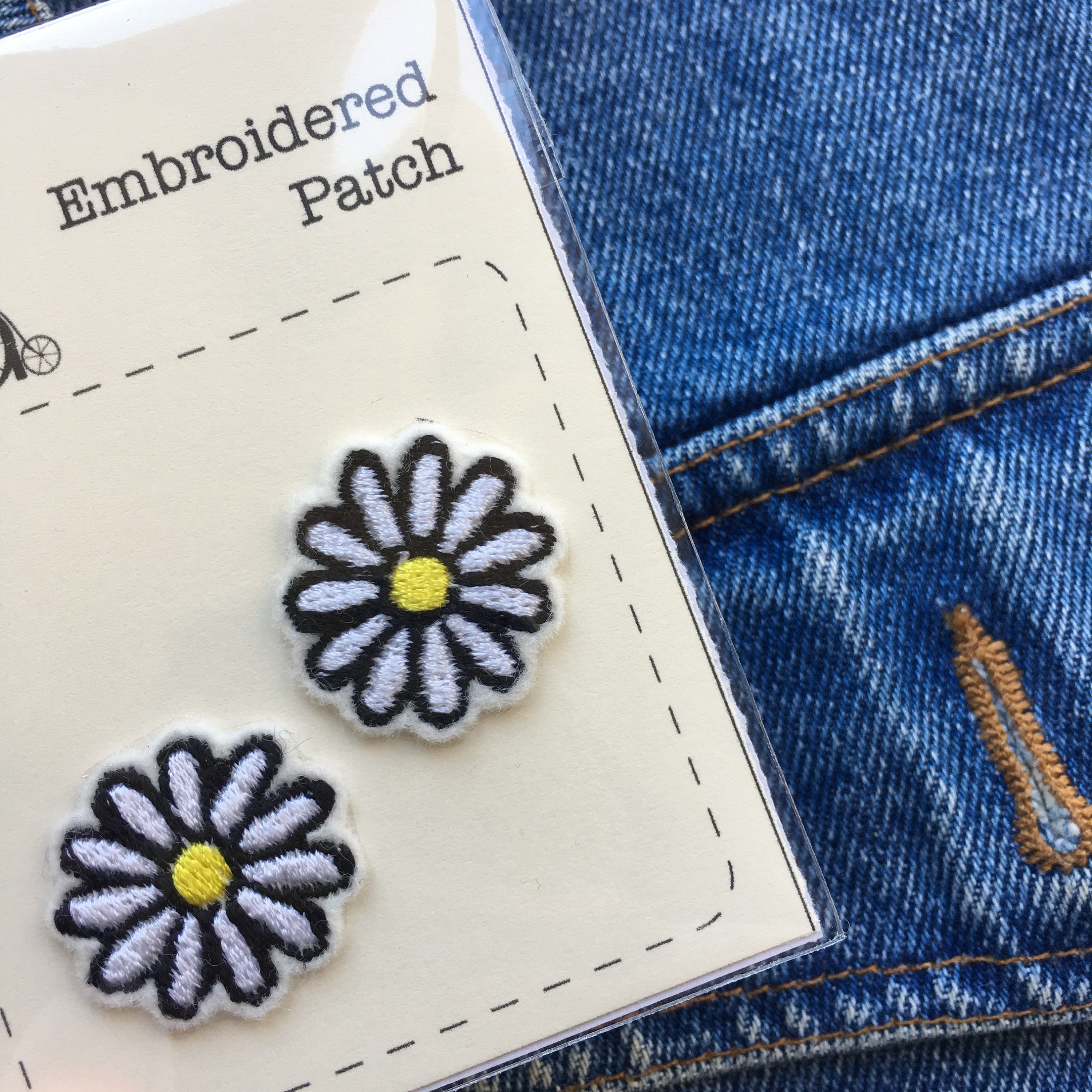 Mini Daisy Flower Embroidered Patches Embroidered Patches - Etsy