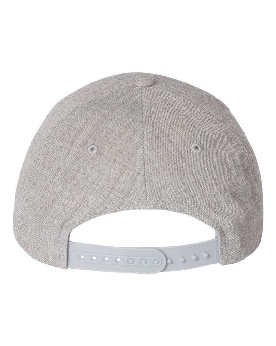 yupoong premium curved visor snapback