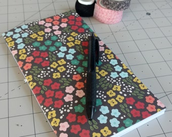 Black/Bright Flowers Traveler's Insert/Midori Refill/Notebook-Passport/Field Notes/Personal/B6/Slim/A6/Standard/A5-Lined/Grid/Blank/Dot-#366