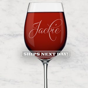 Custom Wine Glass - Engraved Wine Glass with Name - Personalized Wine Glass with Stem - Etched Wine Glass - Wine Glass Gift Customized