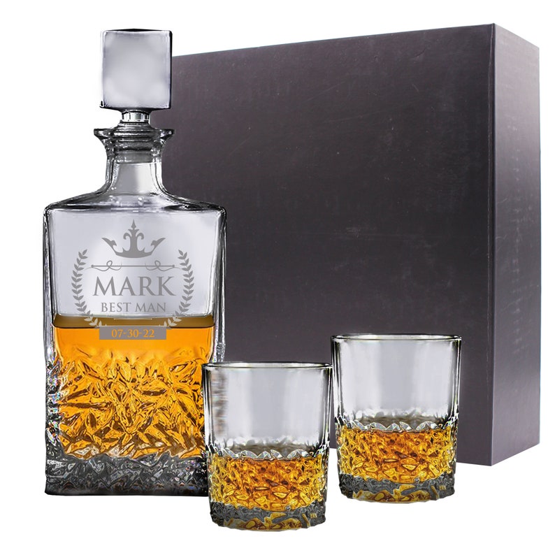Personalized Decanter Set Bourbon Decanter Whiskey Etsy