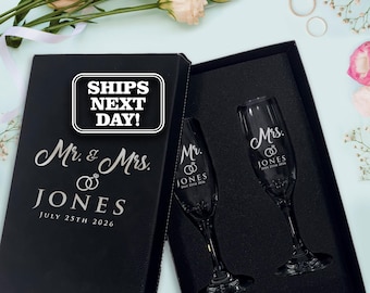 Mr and Mrs Personalized Champagne Flutes - Wedding Toasting Glasses - His Her Engraved Flute Glasses - Mr and Mrs Couples Glasses - Set of 2