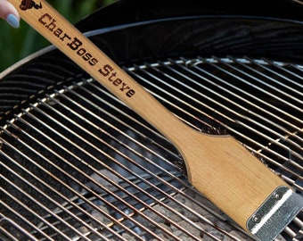 BBQ Gift for Dad - Customized Premium Grill Brush - Personalized BBQ Accessories Gift - Custom Grilling Brush and Scraper - BBQ Husband Gift