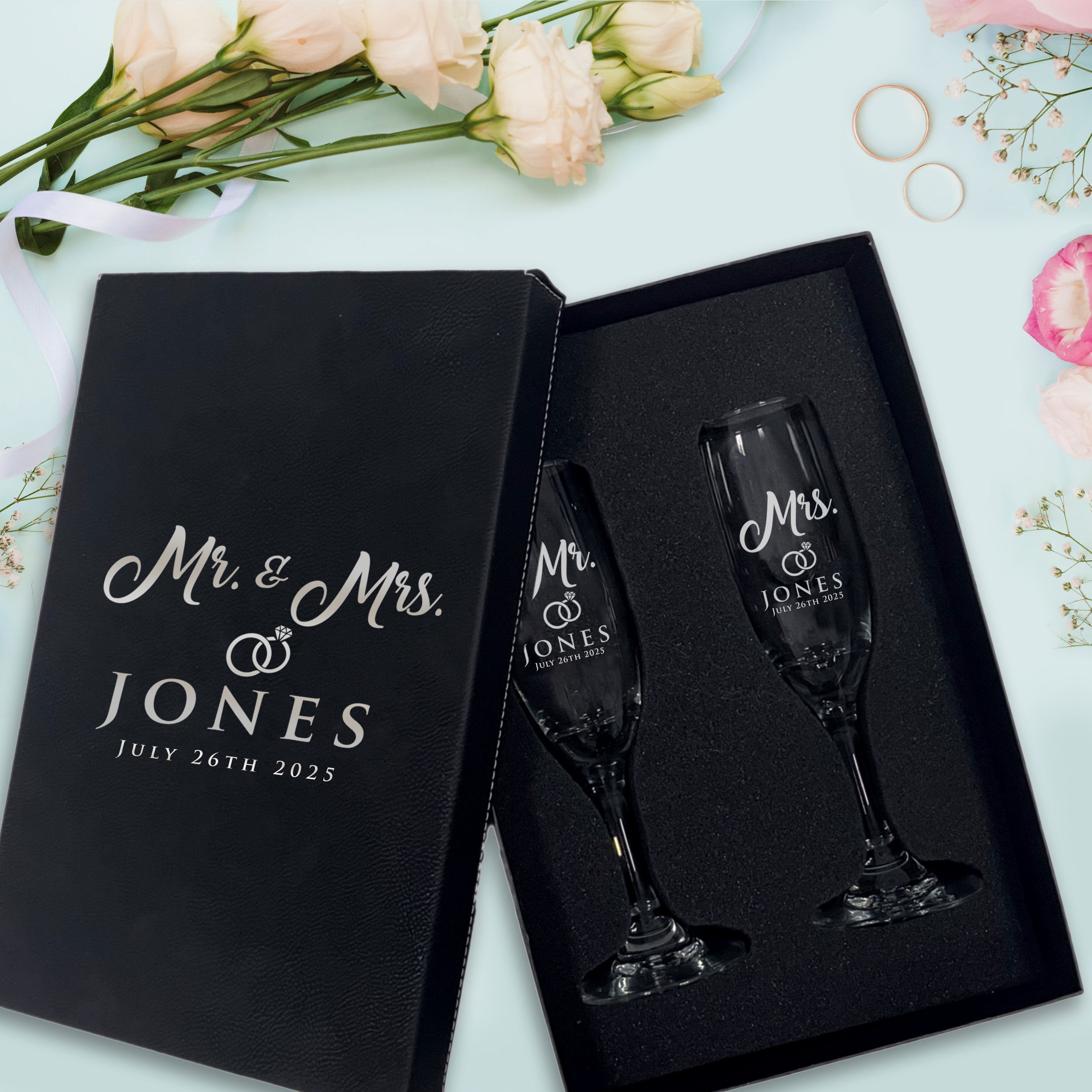 Mr Mrs Flutes - Mr and Mrs Champagne Glasses - Toasting Glasses - Couples Champagne Glasses - Flutes for Wedding -Mr and Mrs Flutes Set of 2