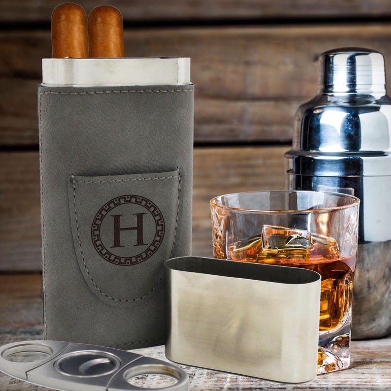 Custom Cigar Case - Engraved Cigar Case - Leather Cigar Case with Cutter - Leather Cigar Pouch - Cigar Case Personalized Cigar Holder image 3