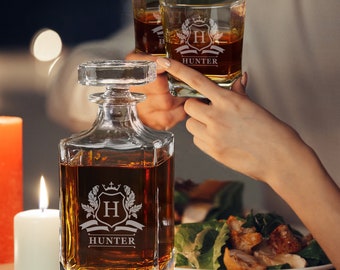 Housewarming Gift - Whiskey Decanter - Personalized Decanter Set - Groomsmen Gift - Personalized Whiskey Decanter - Liquor Decanter