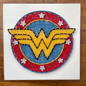 Superhero Wonder String Art // Woman Superhero Art