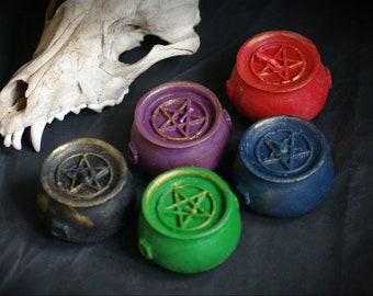 Beeswax Spell Candle: Pentagram Cauldron, Witchcraft Ritual