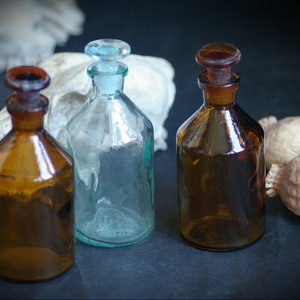 Brown and clear glass apothecary bottle, small pharmacy jar, miniature potion bottle, witch altar jar, witch herb bottle, witchcraft tools