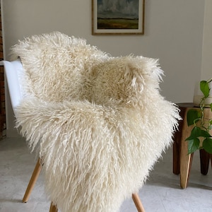 White Gotland Sheepskin | White Longhair Sheepskin | Genuine Ivory Gotland Sheepskin Rug | Curly Sheepskin Rug | Organic Sheepskin Rug