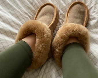 Women&#39;s Sheepskin Slippers | Genuine Sheepskin Slippers | Handmade, Warm and Comfortable Sheepskin Slippers | Fur Slippers | Indoor Slippers