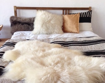 Genuine White Sheepskin Fur Rug, Natural Undyed Nordic Rug, Scandinavian Hygge Décor, Sheep Skin Luxury Bedding Blanket